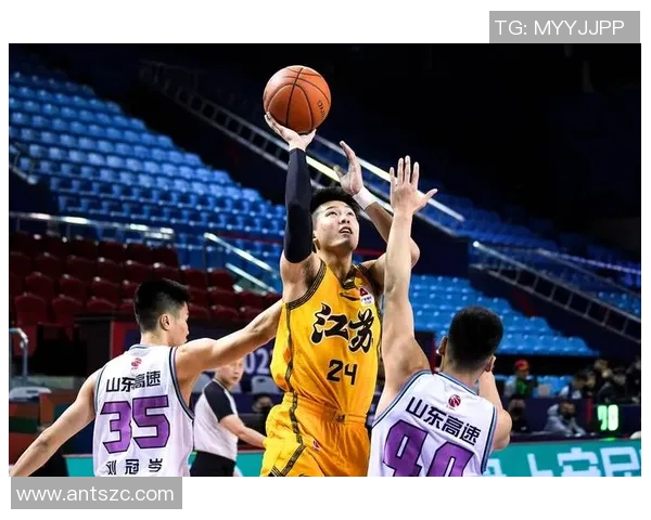 沈梓捷的篮球之路：从青涩少年到CBA明星球员的成长历程